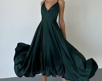 Emerald Silk Midi Dress without Sleeves, Silk Open Back Midi Slip DressWedding Guest, Forest Green Silk Midi dress for Bridesmaids