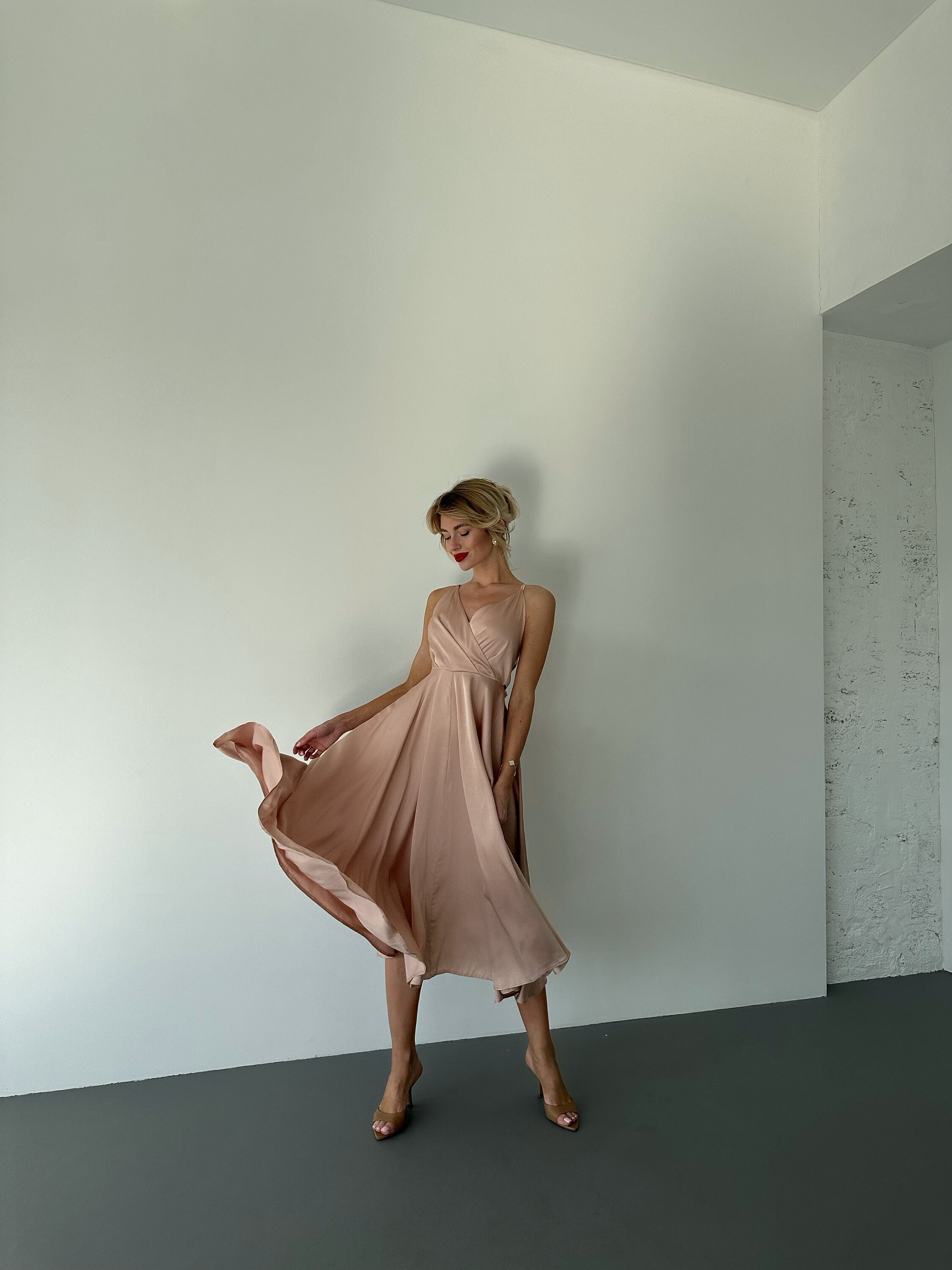 beige silk midi dress Sheryl Butter-Cream V-neck midi dress in heavy-weight double-faced Silk Satin