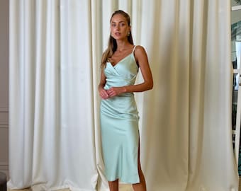 green pretty dresses Green Polka Dot Print Lacy Neckline Smocked High Waist Maxi Dress –  Magnolia Threads