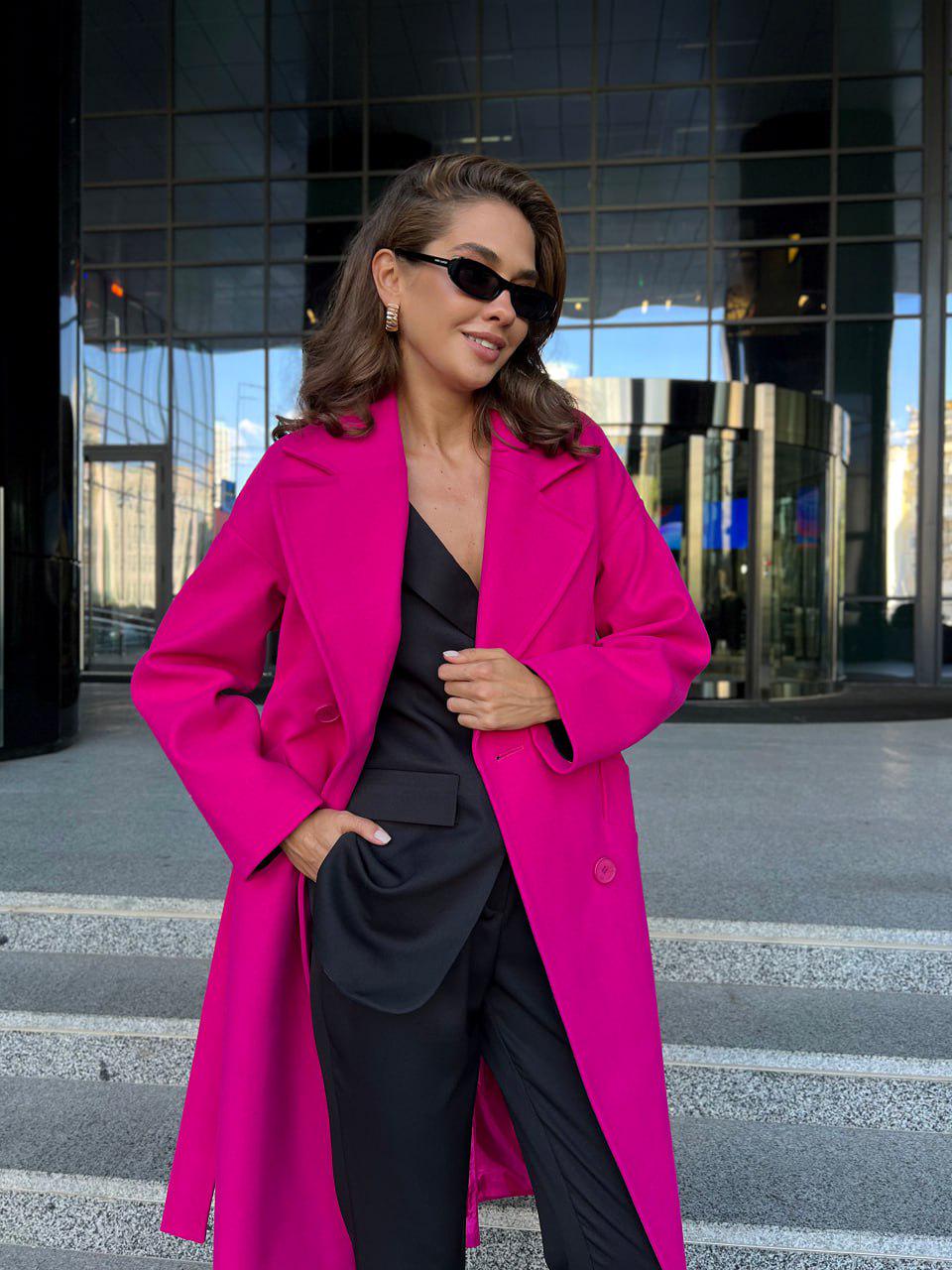 ピンクローズ 新品タグ付き イタリア製 圧縮ウールコート レアです ピンクローズ 新品タグ付き イタリア製 圧縮ウールコート レアです