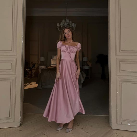 green emerald velvet dress Chloe Modest Maxi Textured Pale Pink – A Closet Full of Dresses