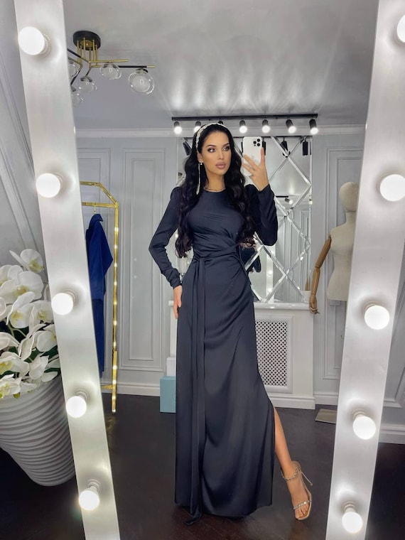 Modest black maxi dress hotsell