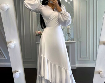 White silk dress with cheap sleeves