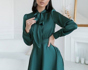 Emerald Green Silk Midi Dress, Silk Modest Dress for Women, Emerald Silk Long Dress with Long Sleeves, Modest Engagement Dress