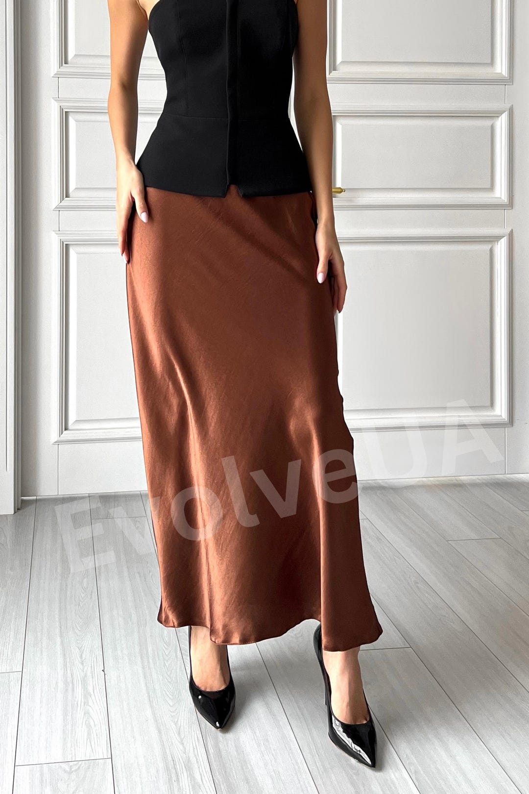 スカート Double Satin Long Skirt / Brown Double Satin Long Skirt / Brown – (im)perf.