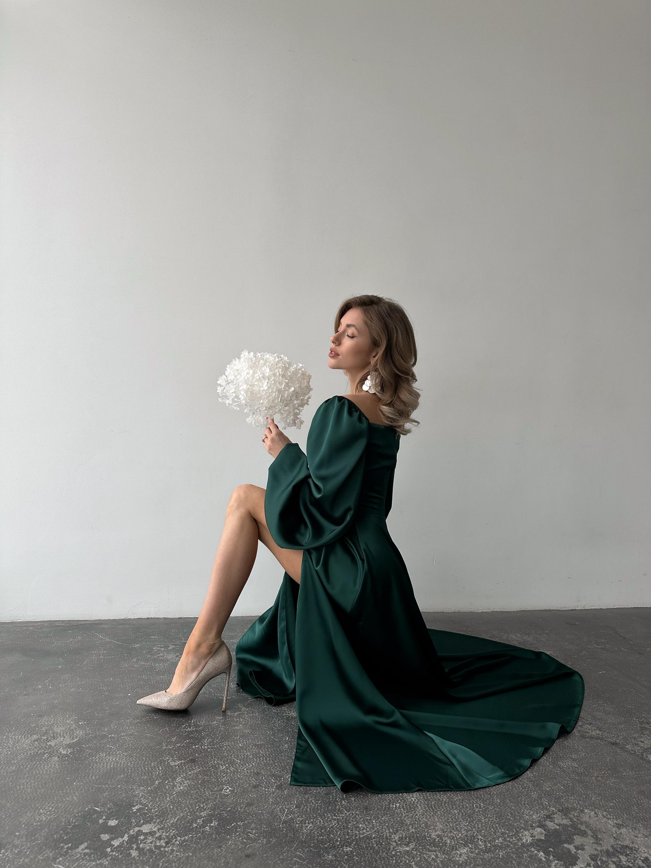 Emerald Green Satin Maxi Dress with Off Shoulder Sleeves and Side Slit, Corset Formal Gown for Evening Events or Holiday Parties Emerald Green Satin Maxi Dress with Off Shoulder Sleeves and Side Slit, Corset Formal Gown for Evening Events or Holiday Parties