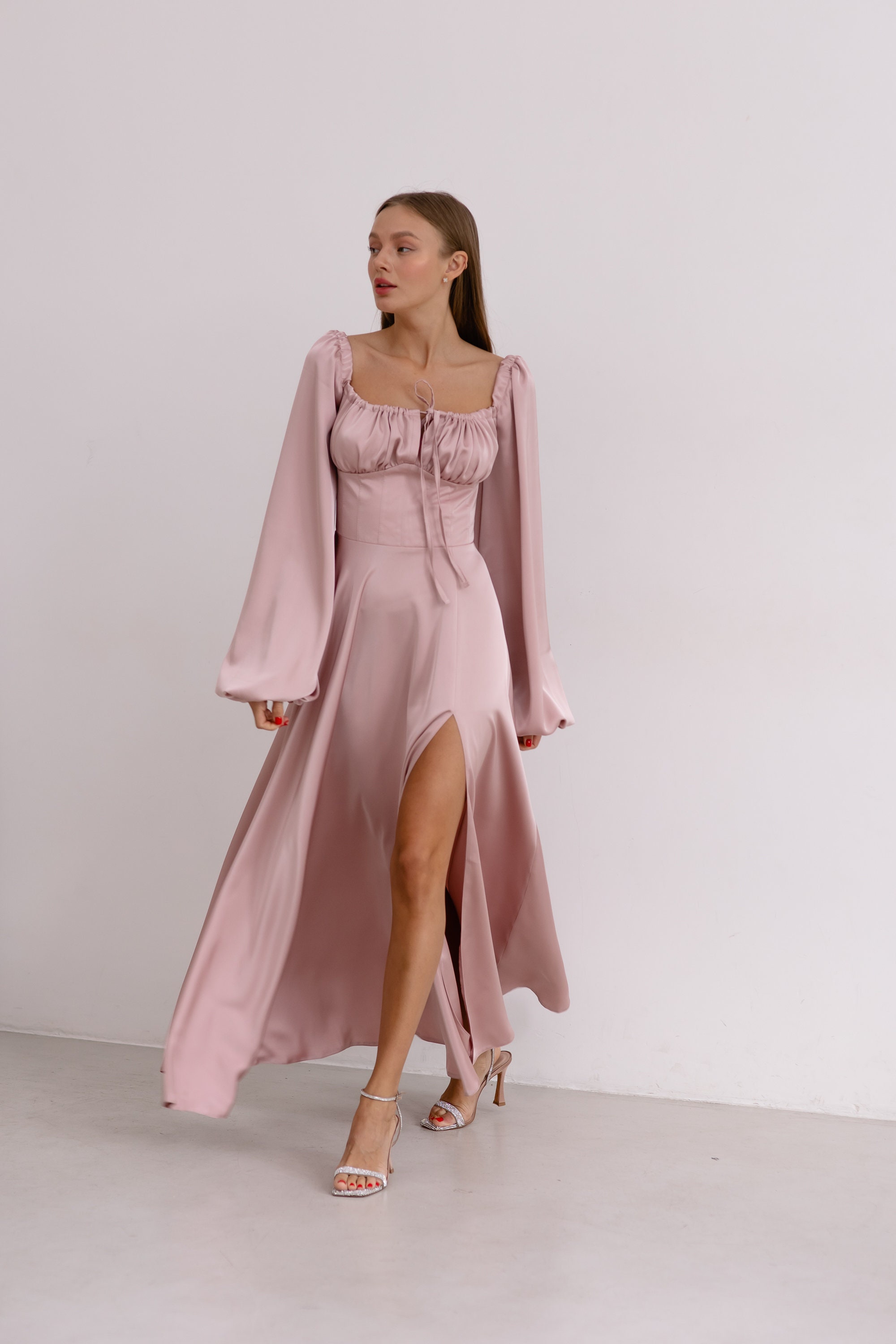 Dusty Pink Dress With Sleeves Pink Full Sleeves Gown Giulia Long Sleeve Maxi Dress, Dusty Pink Dusty Pink Dress With Sleeves Pink Full Sleeves Gown Giulia Long Sleeve Maxi Dress, Dusty Pink