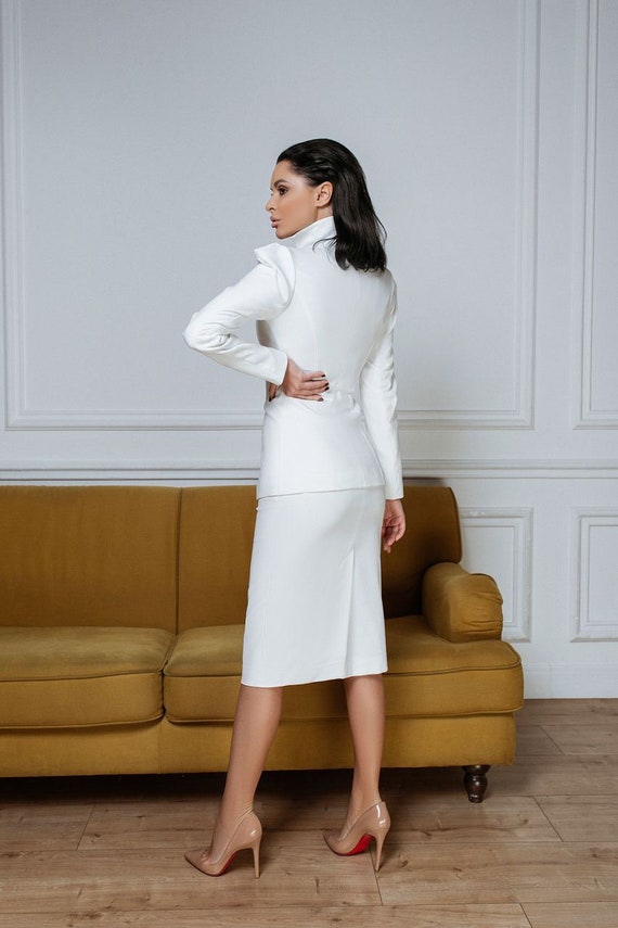 White pencil skirt and cheap blazer