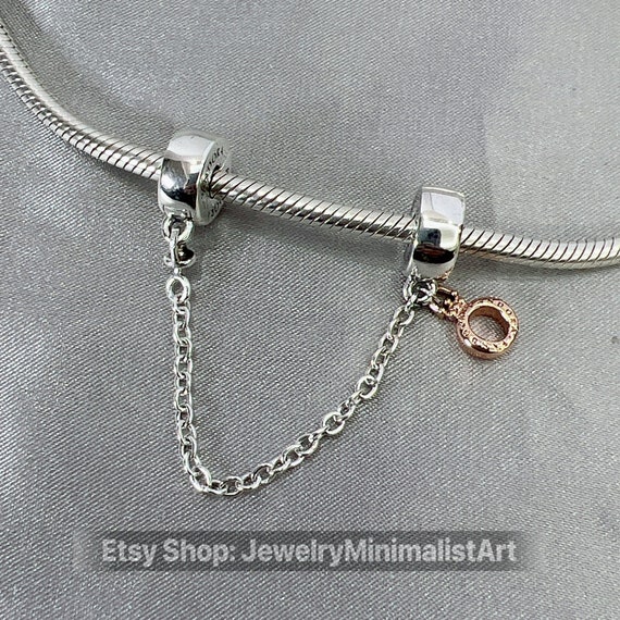 Dangling Crown O Safety Chain Charm 