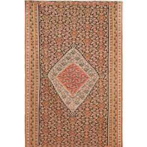 Antique Kilim, Kilim Rug, Wool Kilim, Traditional Kilim Rug, Natural Kilim Rug, Floral Kilim Rug, Circa 1940, 6.3 x 4.3 Ft.