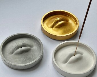 Concrete Incense Holder: Round Lip Tray, Gold Decor