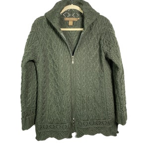 Vintage INIS CRAFTS Merino Wool Cardigan Sweter Zielony Ręcznie Robiony Irlandzki Sweter Cableknit Wyprodukowano w Irlandii, Rozmiar M