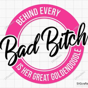 Detrás de cada perra mala está su gran goldendoodle Svg Png, mala perra svg, golden doodle svg, perra svg, mamá perro svg, perro que mira fijamente svg, perro svg