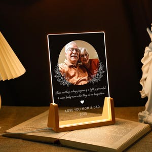 Personalised Loved One Picture Frame Memorial Night Light Gift, Customized Acrylic Plaque LED Lamp, Table Decoration for Loss of Loved One