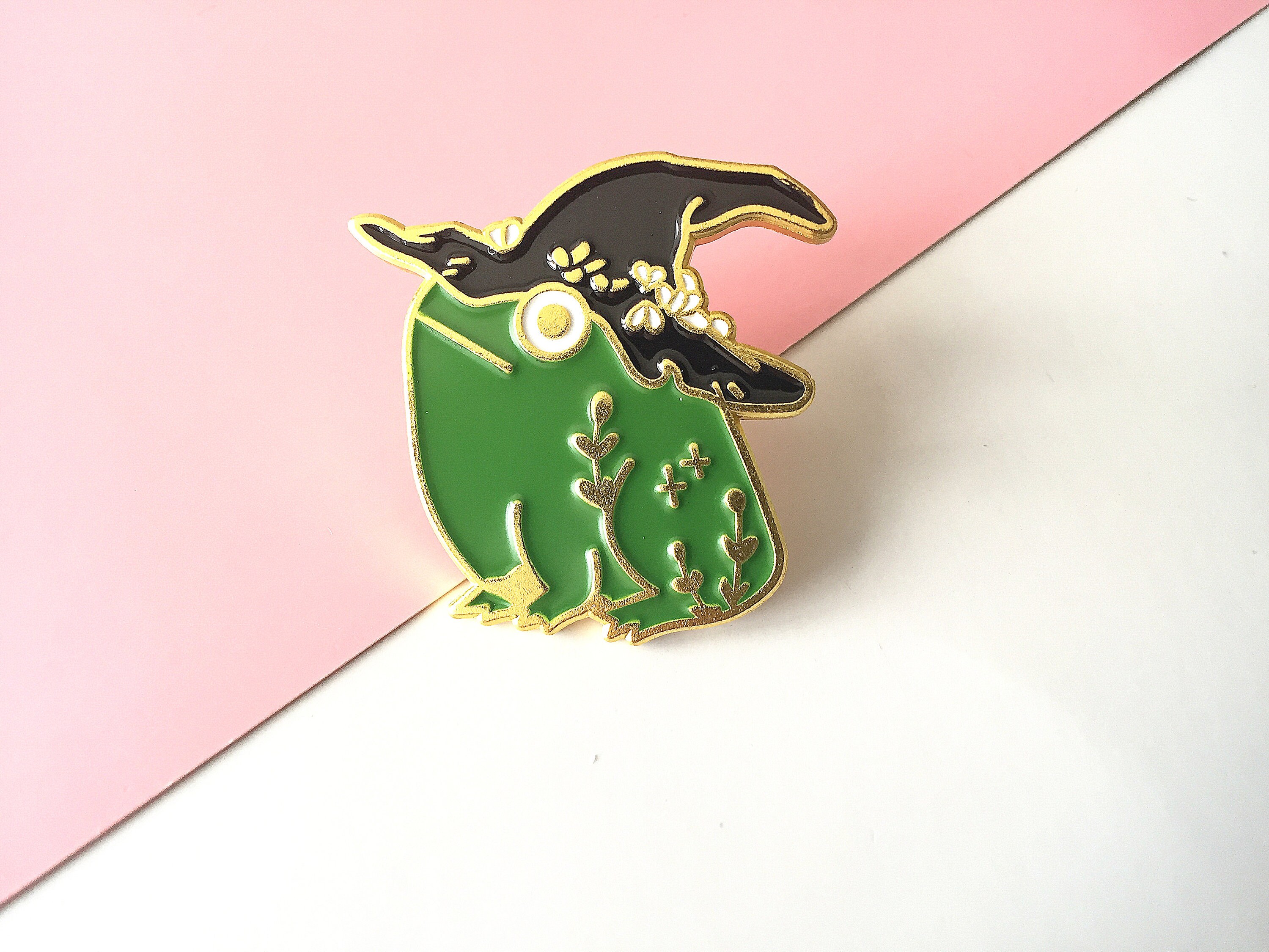 Magic Frog cartoon animal enamel pin pins lovely cute hard Badge funny for Backpacks kawaii lapel Jeans birthday gift for her board banner