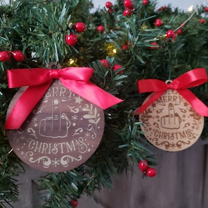Funny ornament, Joke ornament, gag gift, gag ornament, middle finger merry Christmas ornament