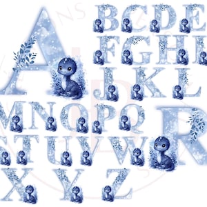 Peut inclure: Un ensemble complet de l'alphabet avec chaque lettre dans un design aquarelle bleu clair. Chaque lettre est ornée d'éléments floraux et d'une illustration d'un mignon dinosaure bleu. Idéal pour la décoration de chambre d'enfant.