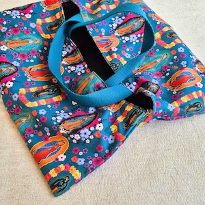 Sac à tarte réversible Vierge de Guadalupe – Transport pratique de plats – Tissu religieux coloré –