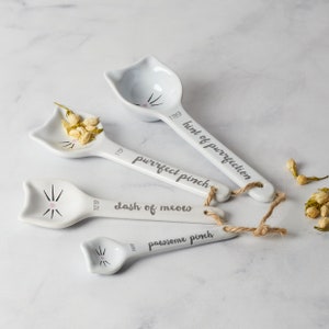 Nested Ceramic Measuring Cups Multi-color Floral Design Gold Detail  Signature Kitchen Collection — Mary DiSomma