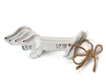 Dachshund Novelty Ceramic Measuring Spoons Set of 4 NWT