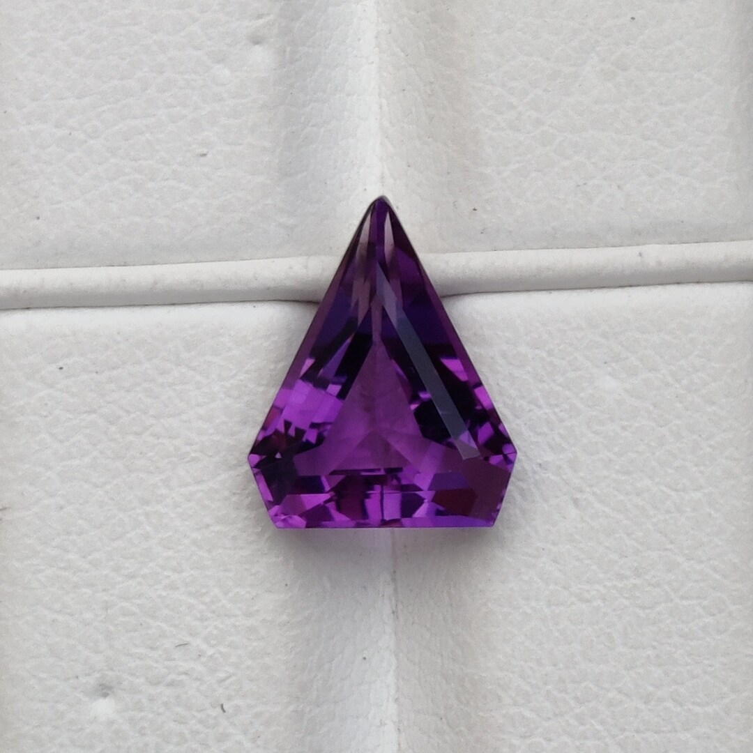 Natural Amethyst Shield Cut Weight 2.45 Ct Good Quality Loupe Clean ...