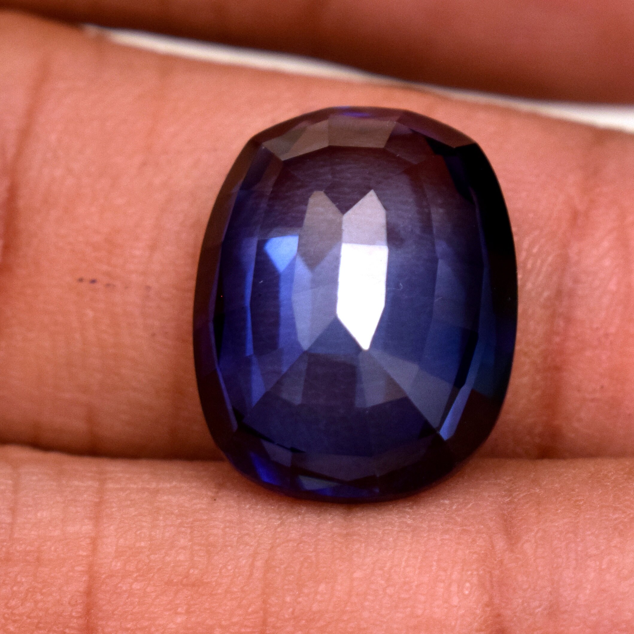 Lot De 14 Saphirs Naturels Bleus De Ceylan Certifiés RIF - Taille 6x6x3 Mm - Neuf