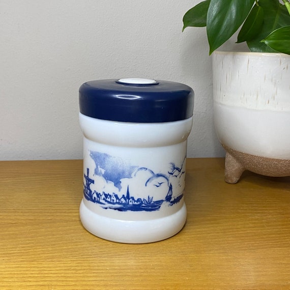blue and white tobacco jars Williamsburg Delft Apothecary Jar Blue and White Tobacco Jar