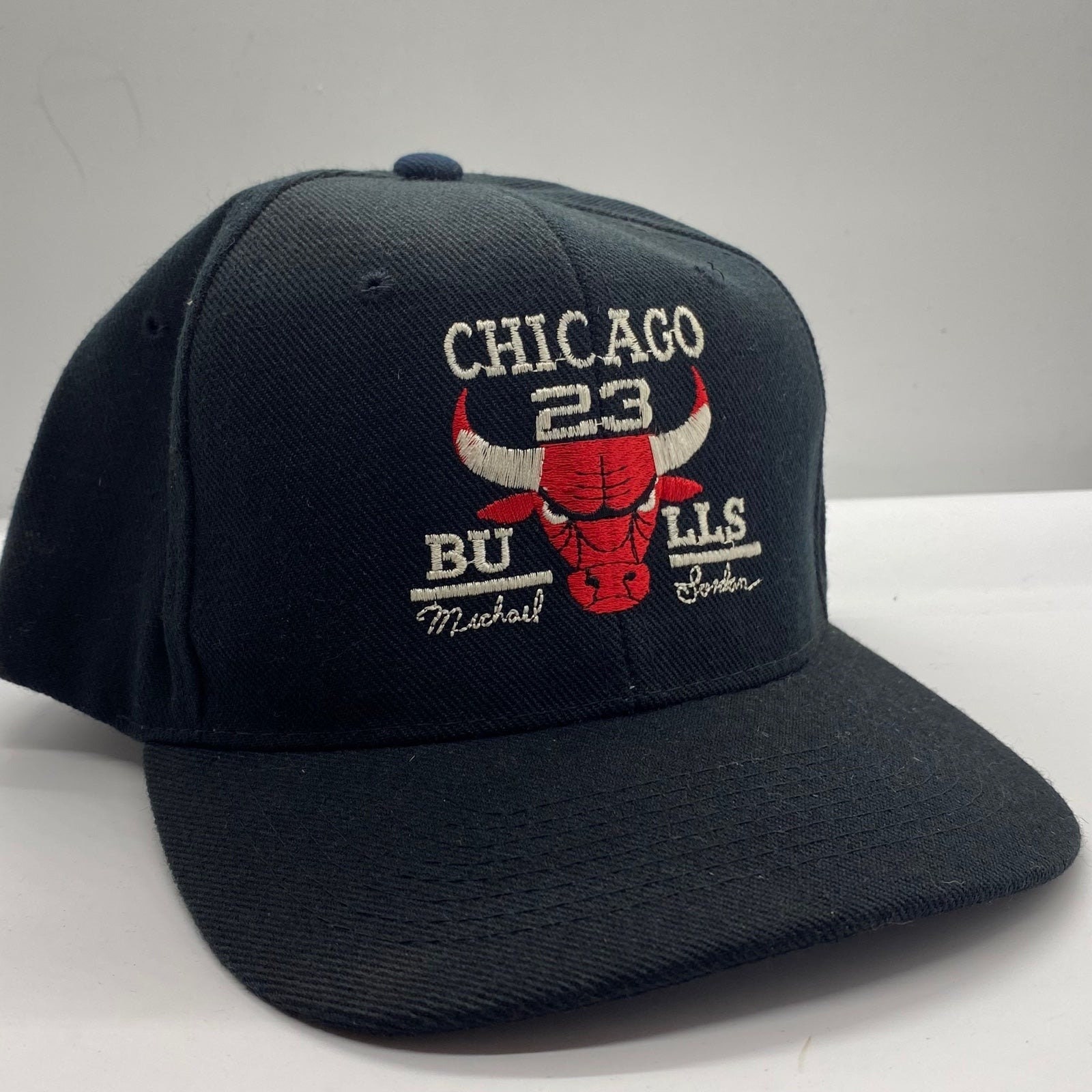 Gorra CHICAGO BULLS (Nombre) – Gorras Colombia