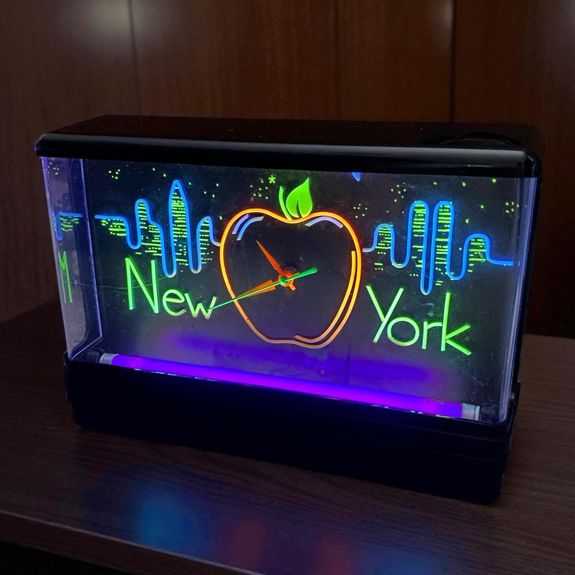 Vintage 80s Nuon Klocks New York City NYC Neon Blacklight Clock