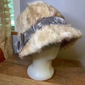 Vintage Cecile Original 1950s Women