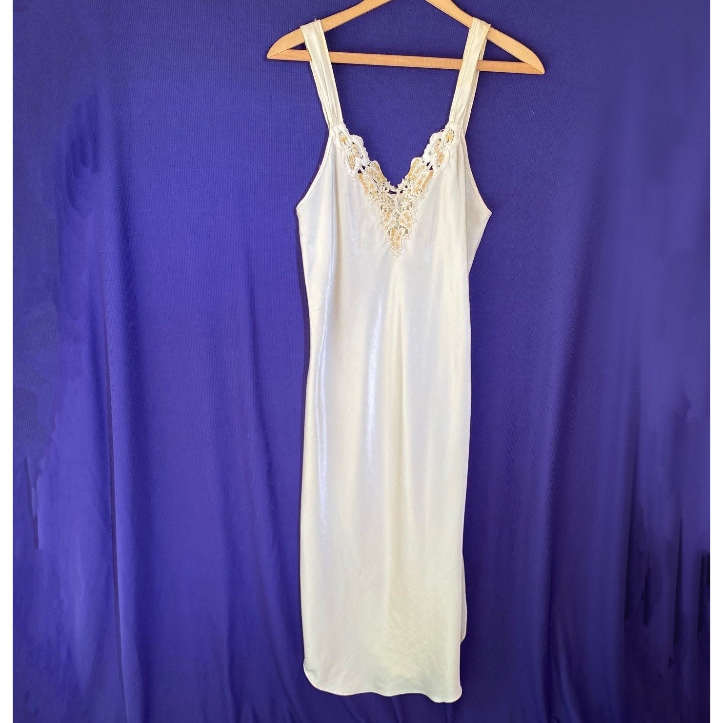 farm rio off white flower maxi dress Off-White Bloom Garden Maxi Dress – FARM Rio