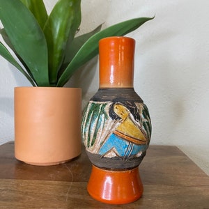 Vintage Mid Century Italy Colorful Sgraffito Woman Vase - Fratelli Fanciullacci Pottery