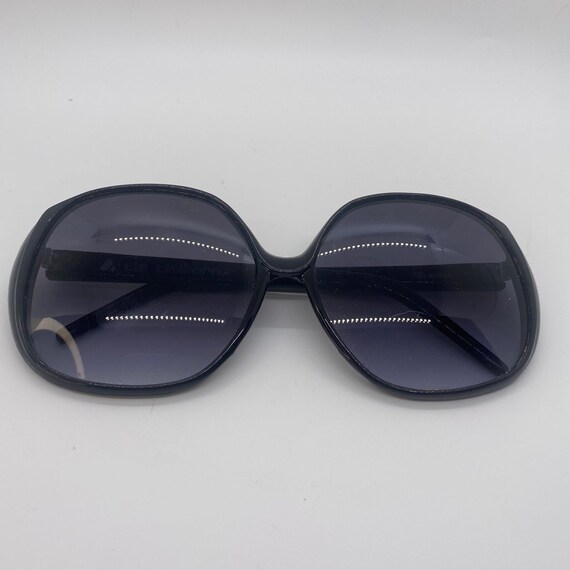 Vintage Liz Claiborne Retro Oversized Black Sunglasses - Gem