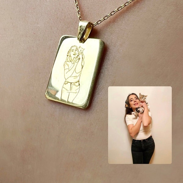 Custom Photo Pendant in Gold | Personalized Photo Engraved Necklace | Couple Photo Gift | Engraved Picture Necklaces | Custom Pet Necklaces