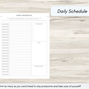 Pode incluir: Um planejador de cronograma di&aacute;rio branco com um design minimalista. O planejador inclui se&ccedil;&otilde;es para hor&aacute;rios, principais prioridades, notas e datas importantes. O texto "Daily Schedule" est&aacute; no topo, com o texto "Print as many as you want/need to stay productive and take care of yourself!" na parte inferior.