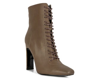 RAG & CO: WYNDHAM Lace Up Leather Ankle Boots