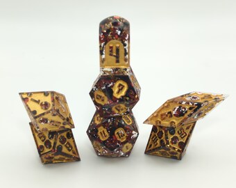 Intricate Sharp Edge Dice