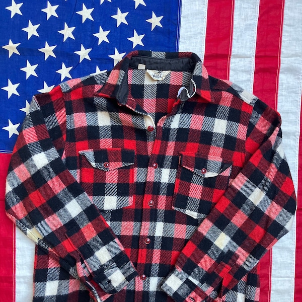 Chemise en laine à carreaux Buffalo Woolrich vintage | Taille XL | Fabriqué aux États-Unis | Noir Rouge Blanc | Vêtements vintage des années 1980