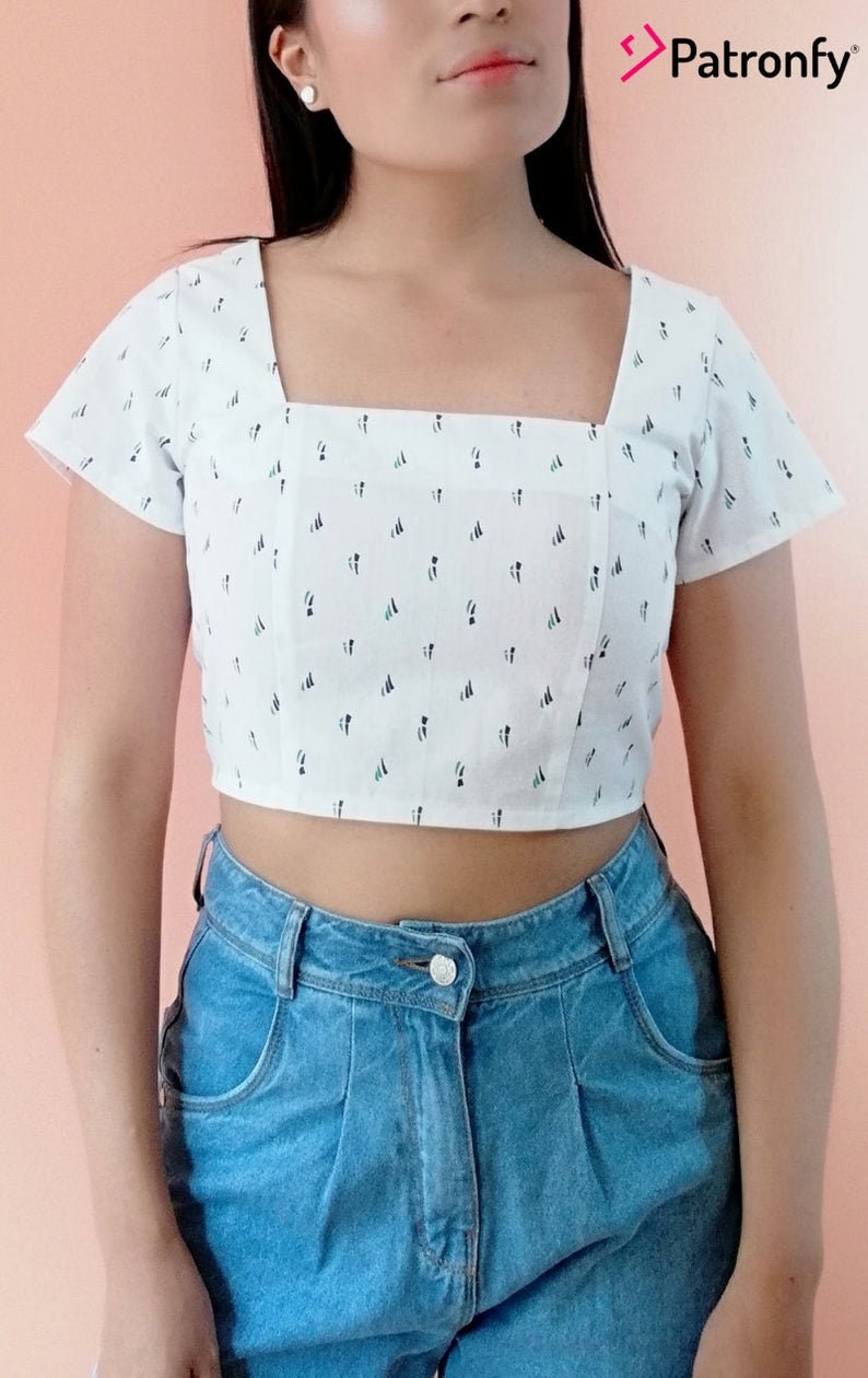 AMERI GEOMETRIC PATTERN SHIRRING TOP