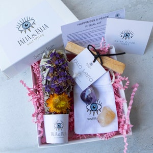Energy Cleansing Smudge Kit: Sage, Palo Santo, Amethyst & Citrine