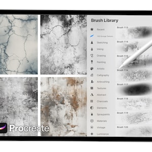 Pu&ograve; includere: Un tablet digitale che mostra l'interfaccia dell'app Procreate. Lo schermo mostra una libreria di pennelli e campioni di texture. Una penna bianca &egrave; sopra lo schermo. Il logo Procreate &egrave; visibile in basso a sinistra.