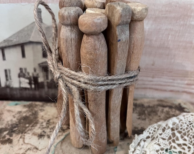 12 Vintage Wooden Clothespins Bundle - Etsy