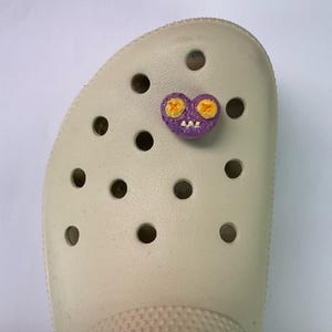 Charm de cocodrilo monstruo - morado