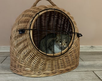 rattan pet carrier, dog carrier, willow pet carrier, pet house, woven cat basket, wicker house, cat bed, wicker pet carrier, cat carrier