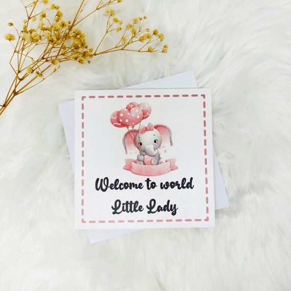 Biglietto Di Auguri Per Neonato Old English Co. - Welcome To The World Con Orsetto