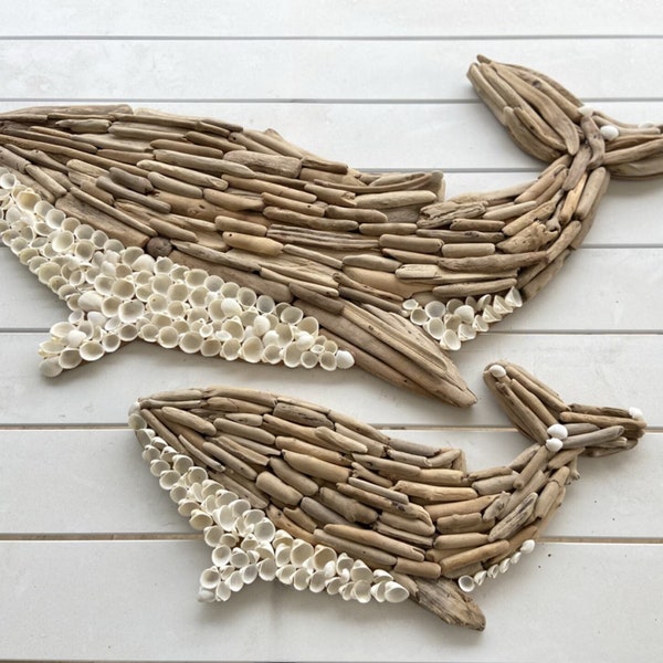 Baby and Mother Driftwood Whale Cute Wall Decor Beach, Wooden Whale Decor Ocean Style, Driftwood Seashell Wall Decor Nursery
