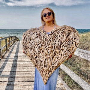 Drift Wood Heart Wooden Beach Decor, Large Wood Heart Wall Decor Coastal, Coastal Decor Beach House, Large Heart Wooden Decor