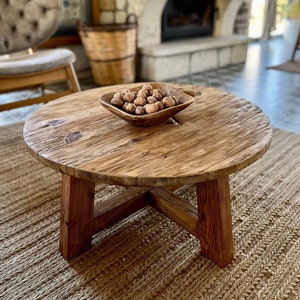 Round Wood Coffee Table Rustic Furniture and Decor, Rustic Farmhouse Table Coffee, Living Room Table Farmhouse Decor