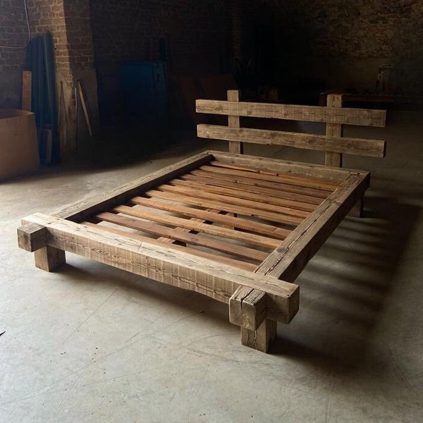 Rustiek houten bedframe koningin, rustiek slaapkamermeubilair, teruggewonnen houten kingsize bedframe, tweepersoonsbed houten hoofdeinde