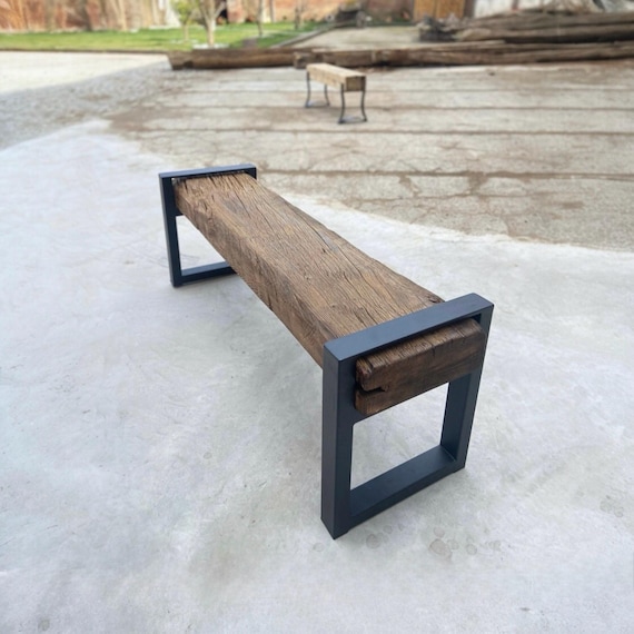 Reclaimed Oak Entry Bench – Rustic Farmhouse Hallway Furniture